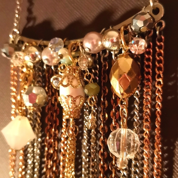 Handmade chain and bead embellished bib necklace - Picture 4 of 8